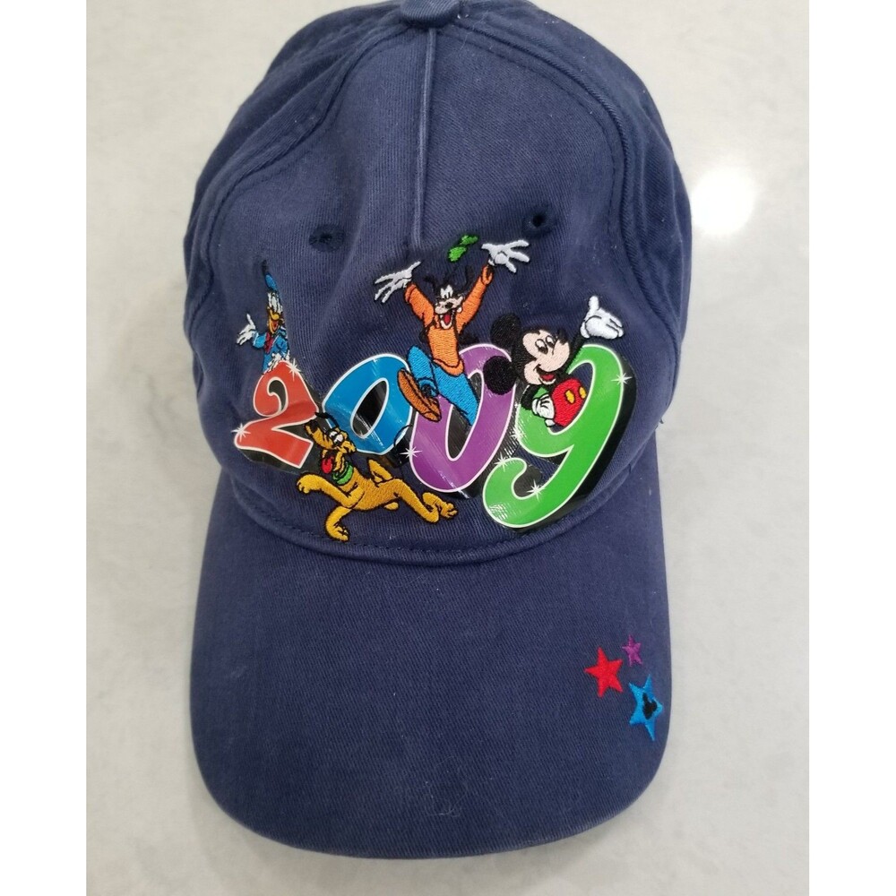 Navy blue 2009 Disney strap hat youth size